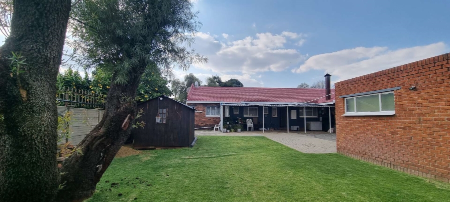 3 Bedroom Property for Sale in Langenhovenpark Free State